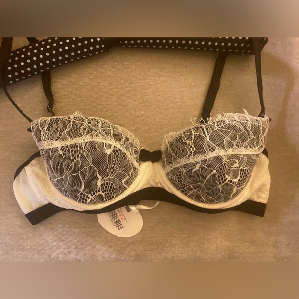 Mimi Holliday Piece De Resistance
Padded Bra White - Picture 4 of 10
